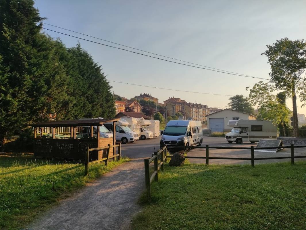 Stellplatz Candas — Camperplads in Candas