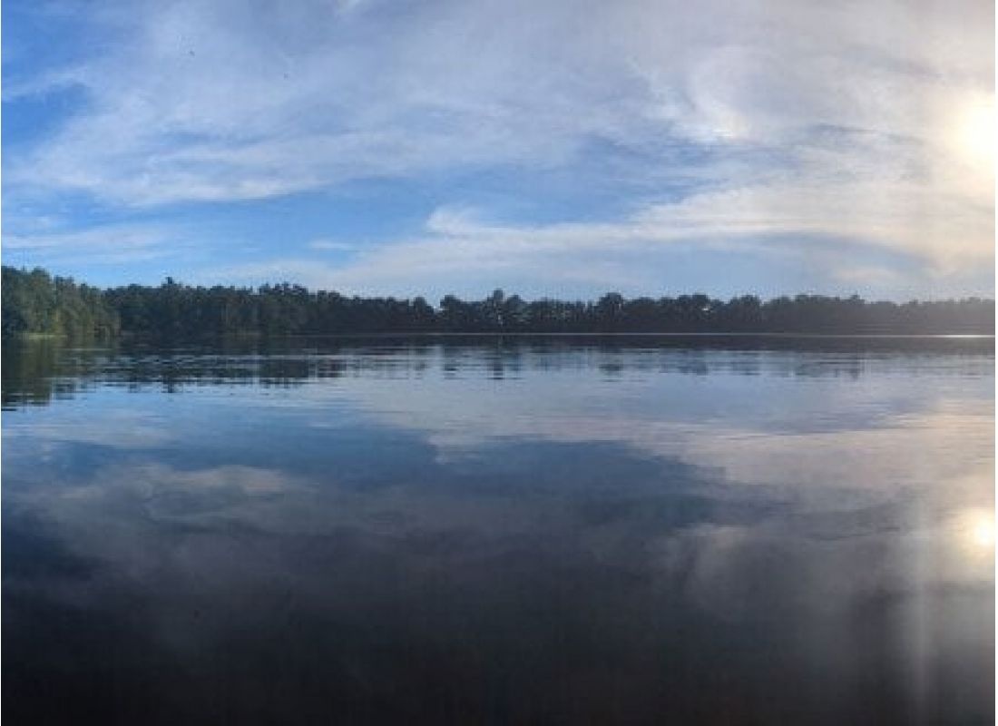 Lakeside Camping - Wunderschöner Gartenstellplatz mit Zugang zum See — Sítio para autocaravanas in Zetel