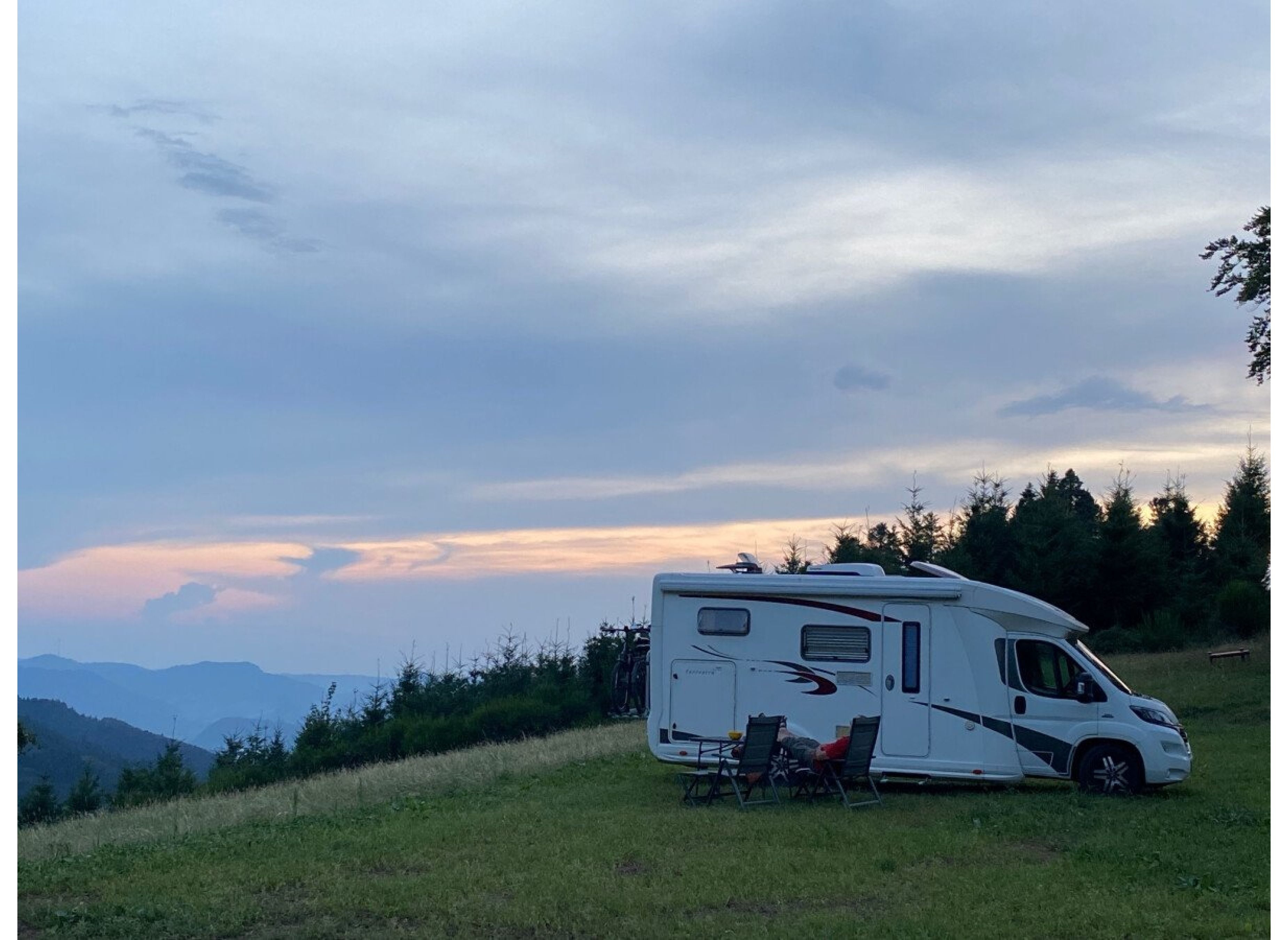 Stellplatzglück Wohnmobilstellplatz Oberharmersbach — Camperplads in Oberharmersbach