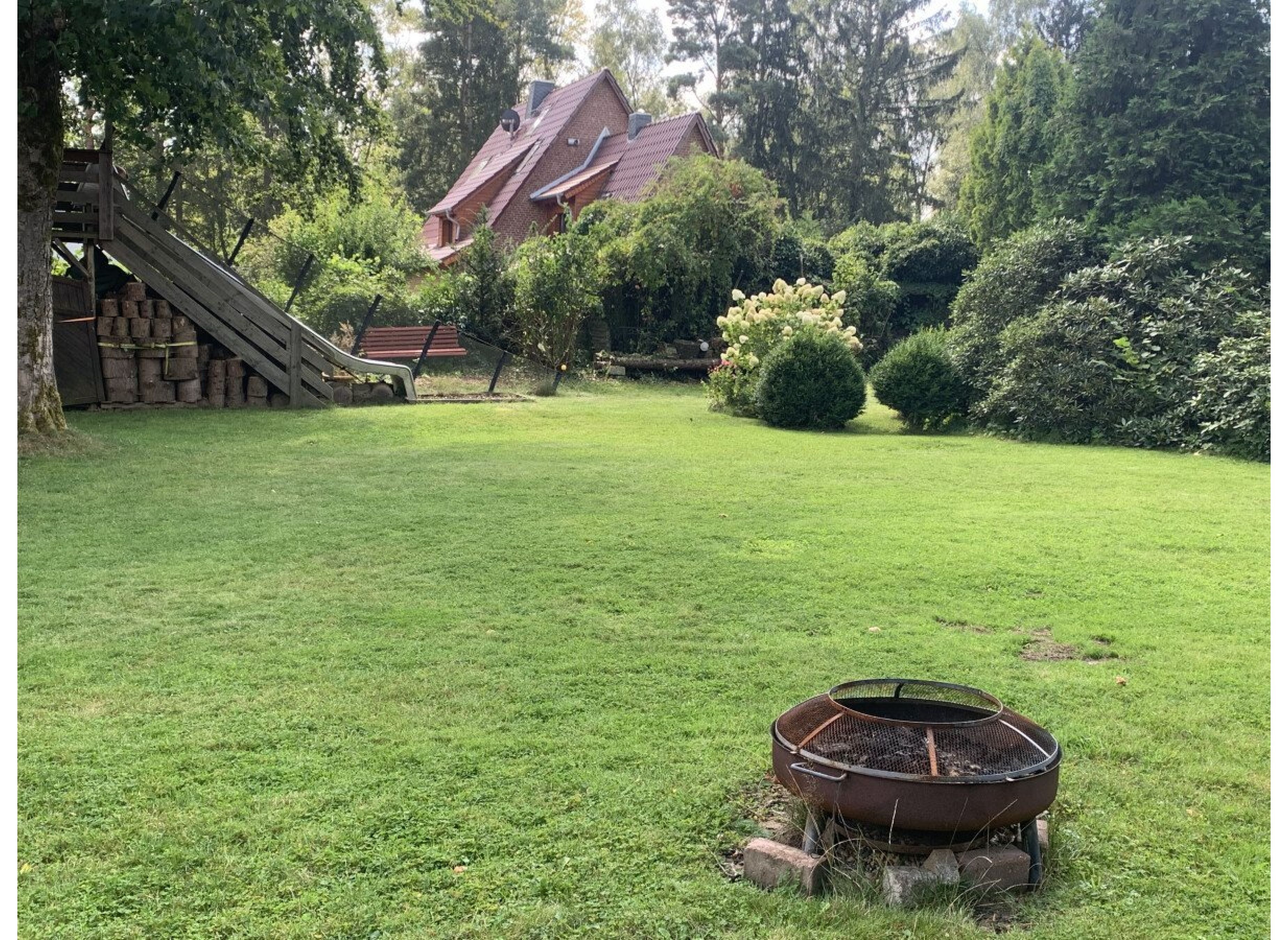 Am Holzlager — Ställplats in Buchholz in der Nordheide