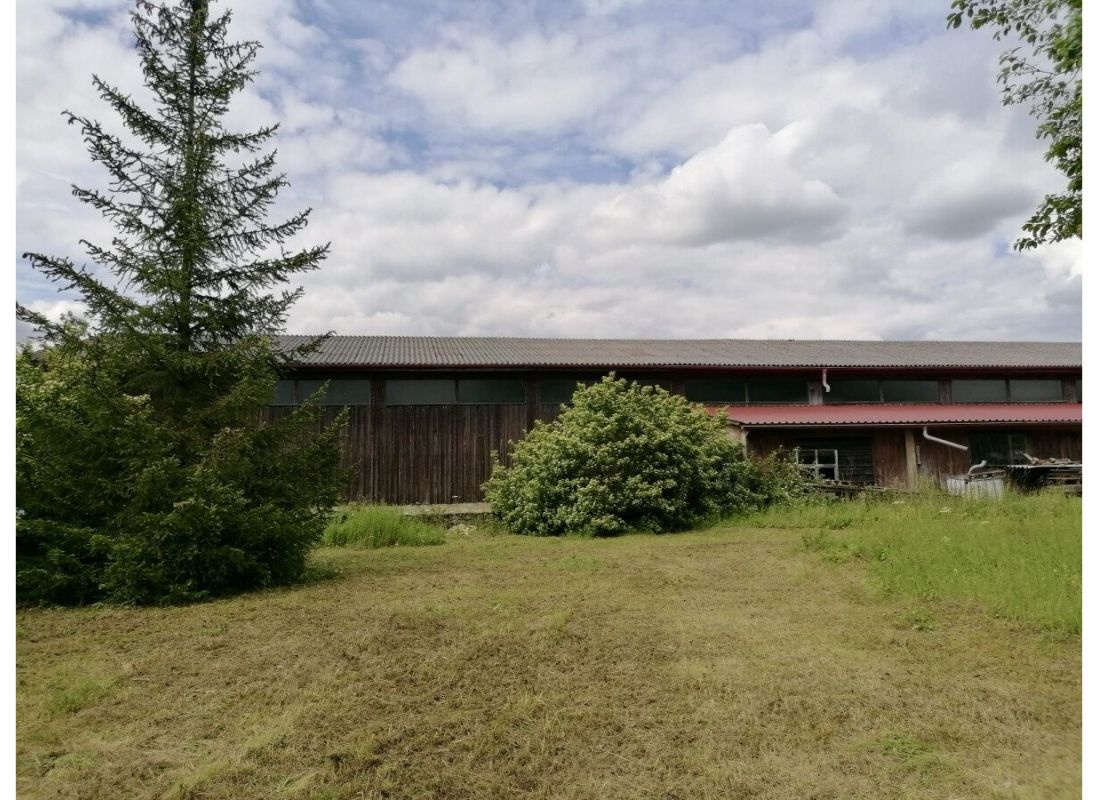 Wiese und Ödland  alte Sägerei — 露营车营地 in Trochtelfingen