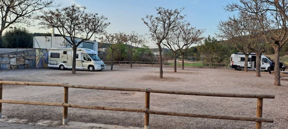 Stellplatz Avinyó — Ställplats in Avinyó