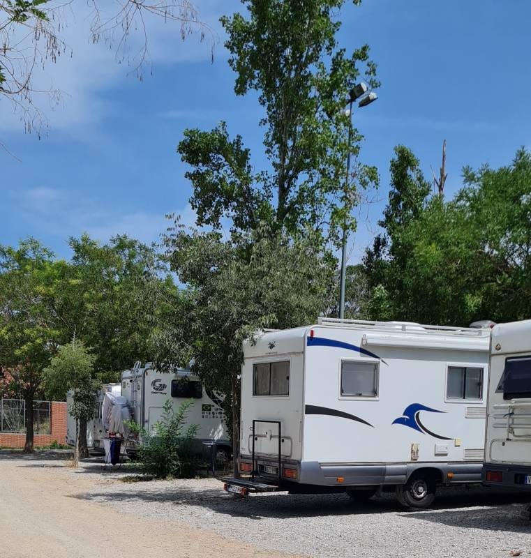 Stellplatz Vilafranca del Penedès — Karavan Sitesi in  Vilafranca del Penedès