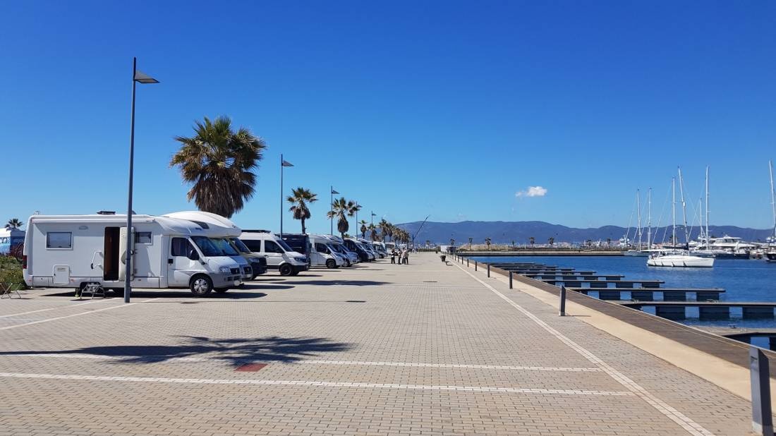Stellplatz La Línea de la Concepción — Area Autocaravanas in  La Línea de la Concepción