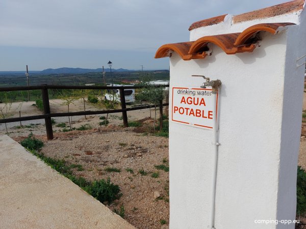 Área de autocaravanas de Génave — Photo 5