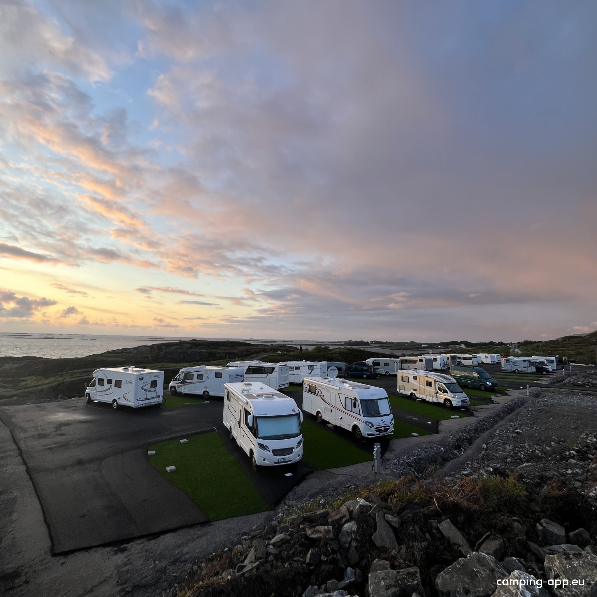 Hustadvika Panorama — Aire camping car in Bud