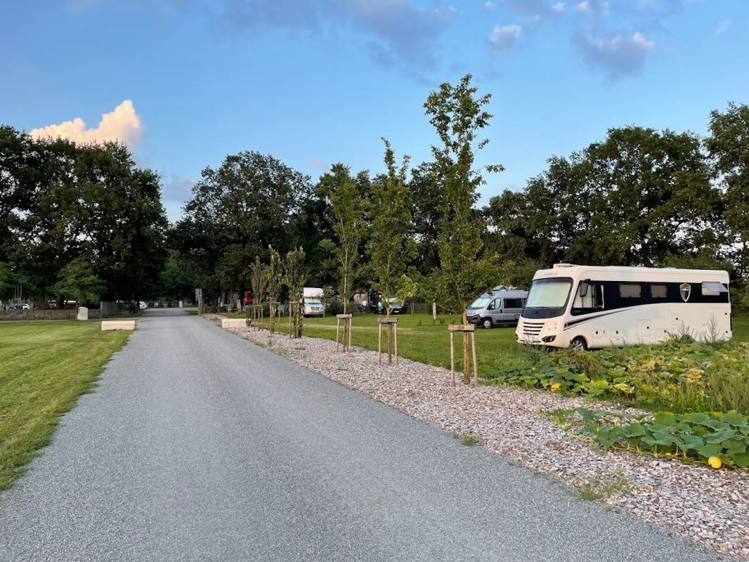 Hof Denissen — Karavan Sitesi in Wöbbelin