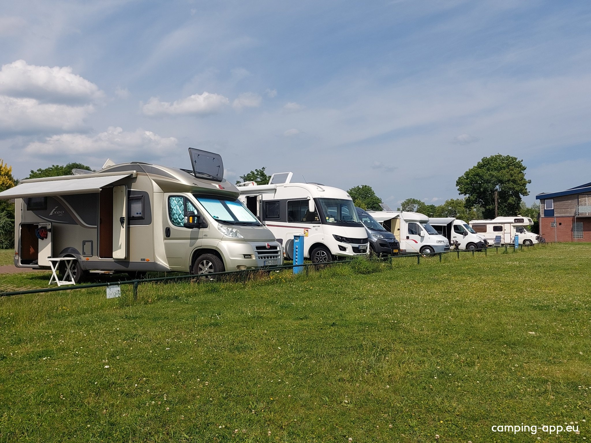 Camperplaats Kozakkenhaven — Campervan Site in Veessen