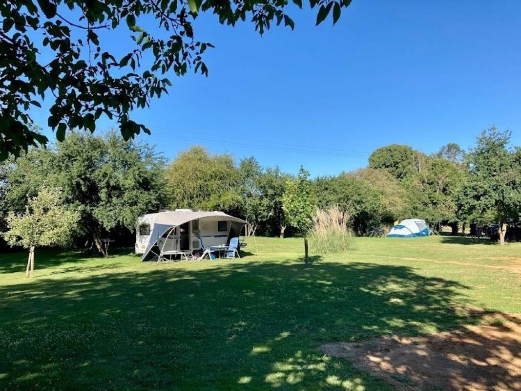La Villégiature — Campingplats in Narcy