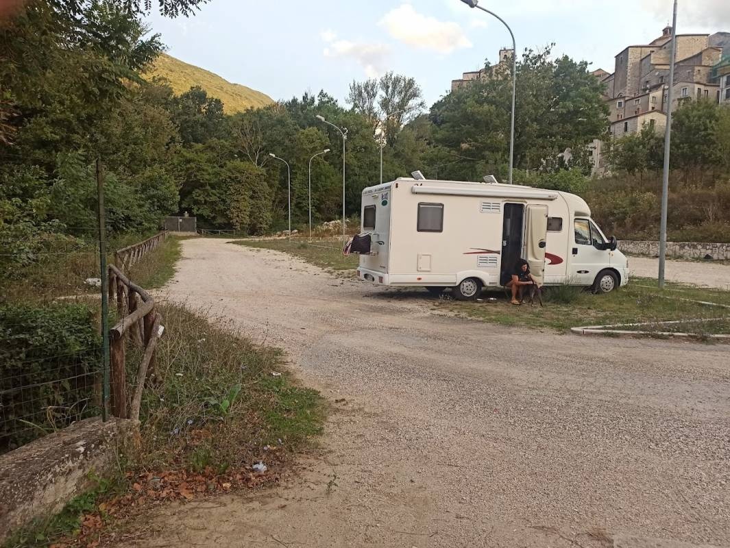 Area Camper — 露营车营地 in Cusano Mutri
