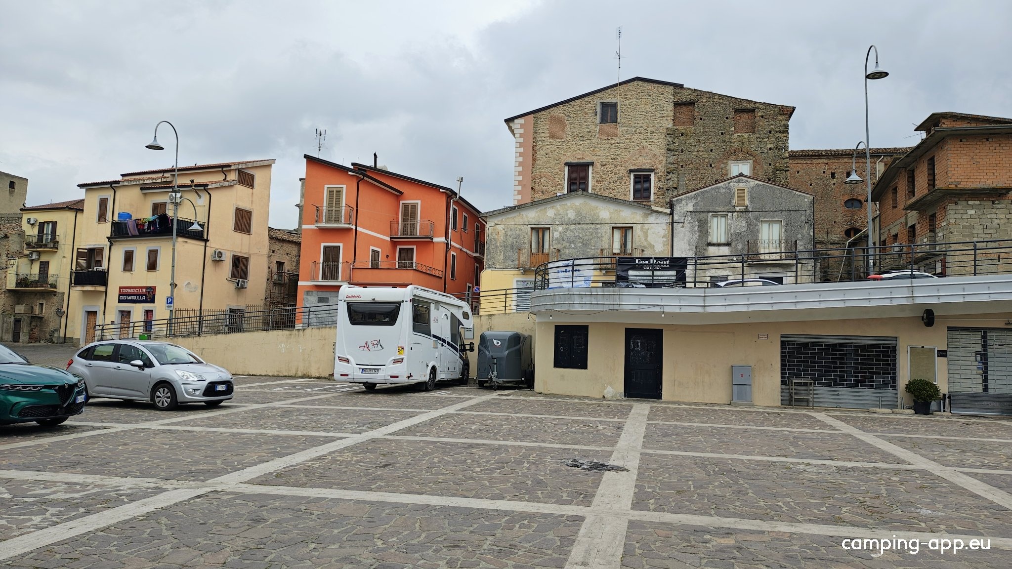 Tarsia, 3 Largo Municipio — Sp. parking dla kamperów in Tarsia