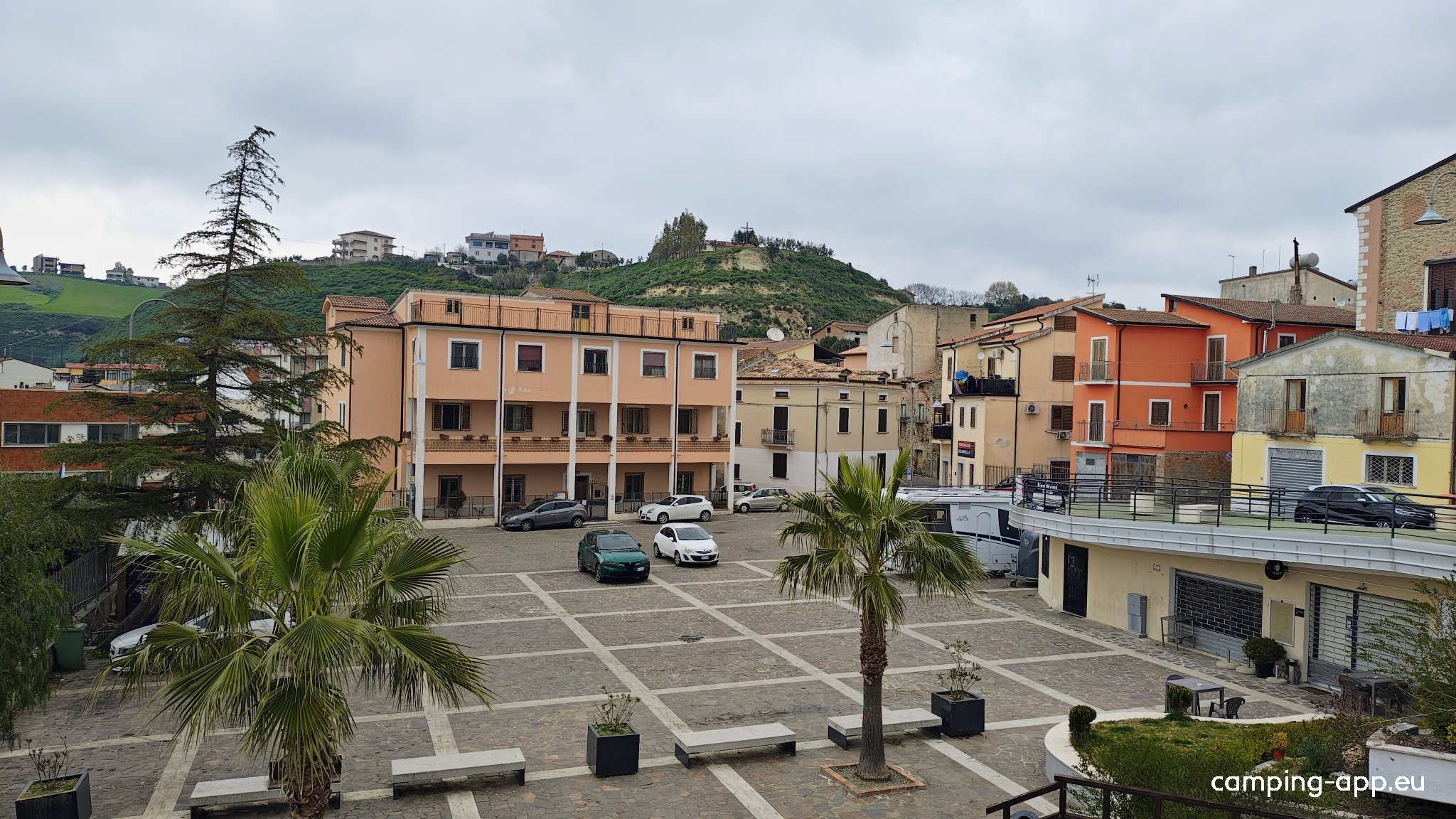 Tarsia, 3 Largo Municipio — Aire camping car in Tarsia