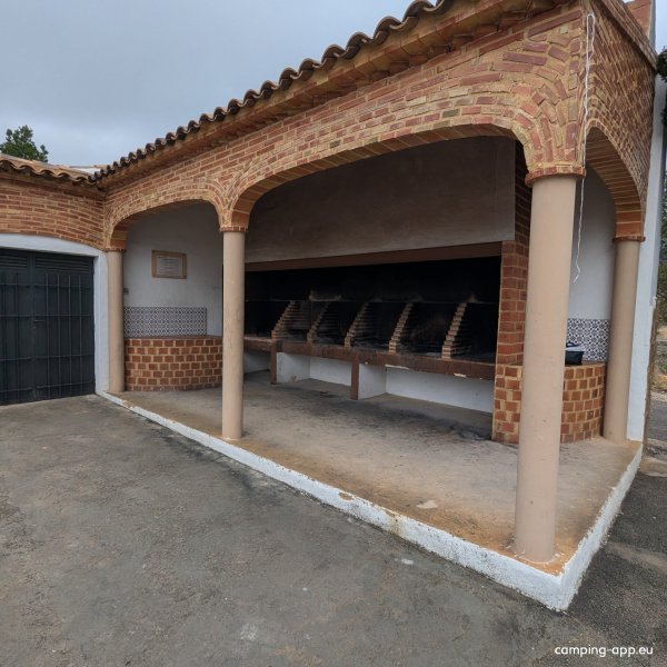 Zona de acampada de Relleu — Photo 6