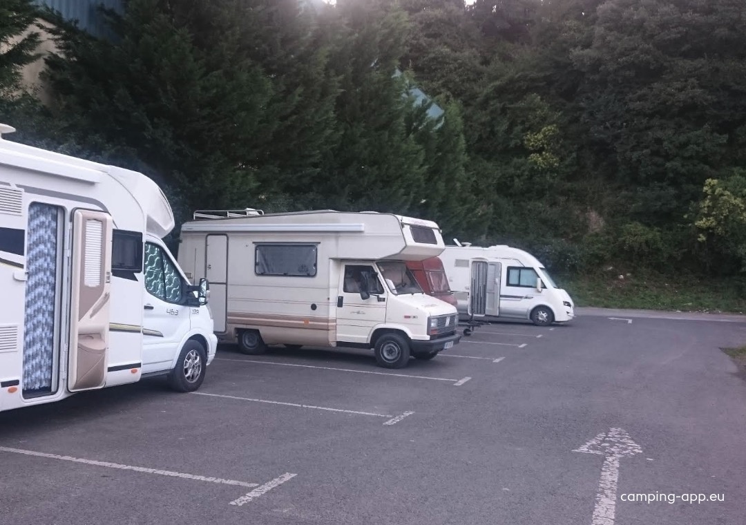 Stellplatz San Esteban — Sítio para autocaravanas in Tolosa