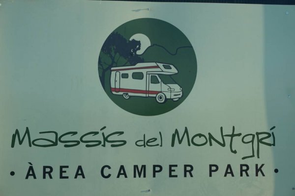 Camper Park Massis del Montgri Bellcaire d'Empordà — Photo 2
