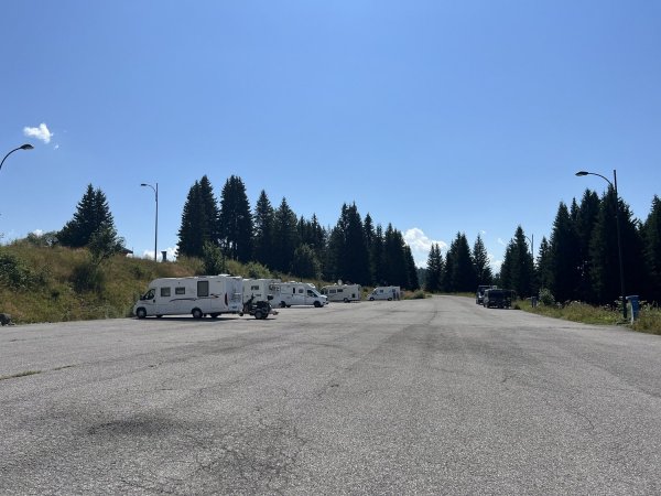 Stellplatz Le Praz de Lys — Photo 3