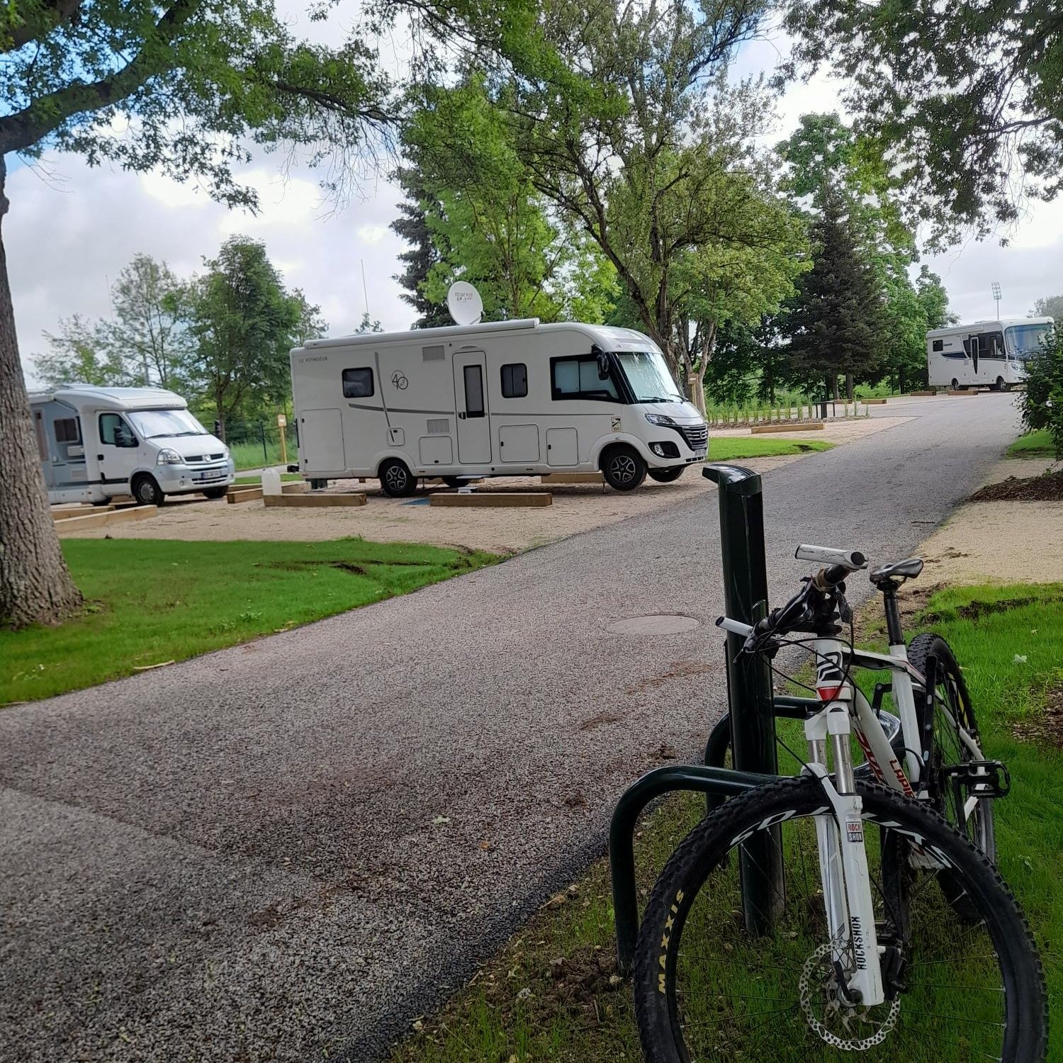 Aire OnlyPark Saint Avertin — Karavan Sitesi in Saint-Avertin