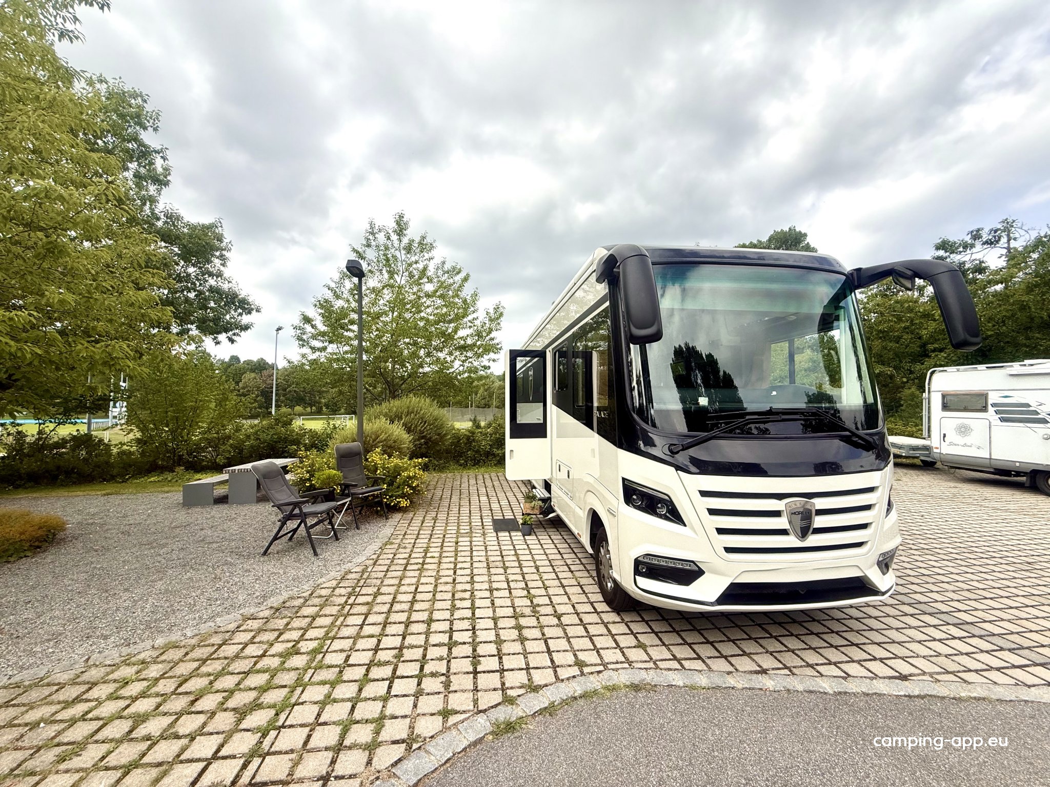 Wohnmobilstellplatz am Kurpark Grafenau — Campervan Site in Grafenau