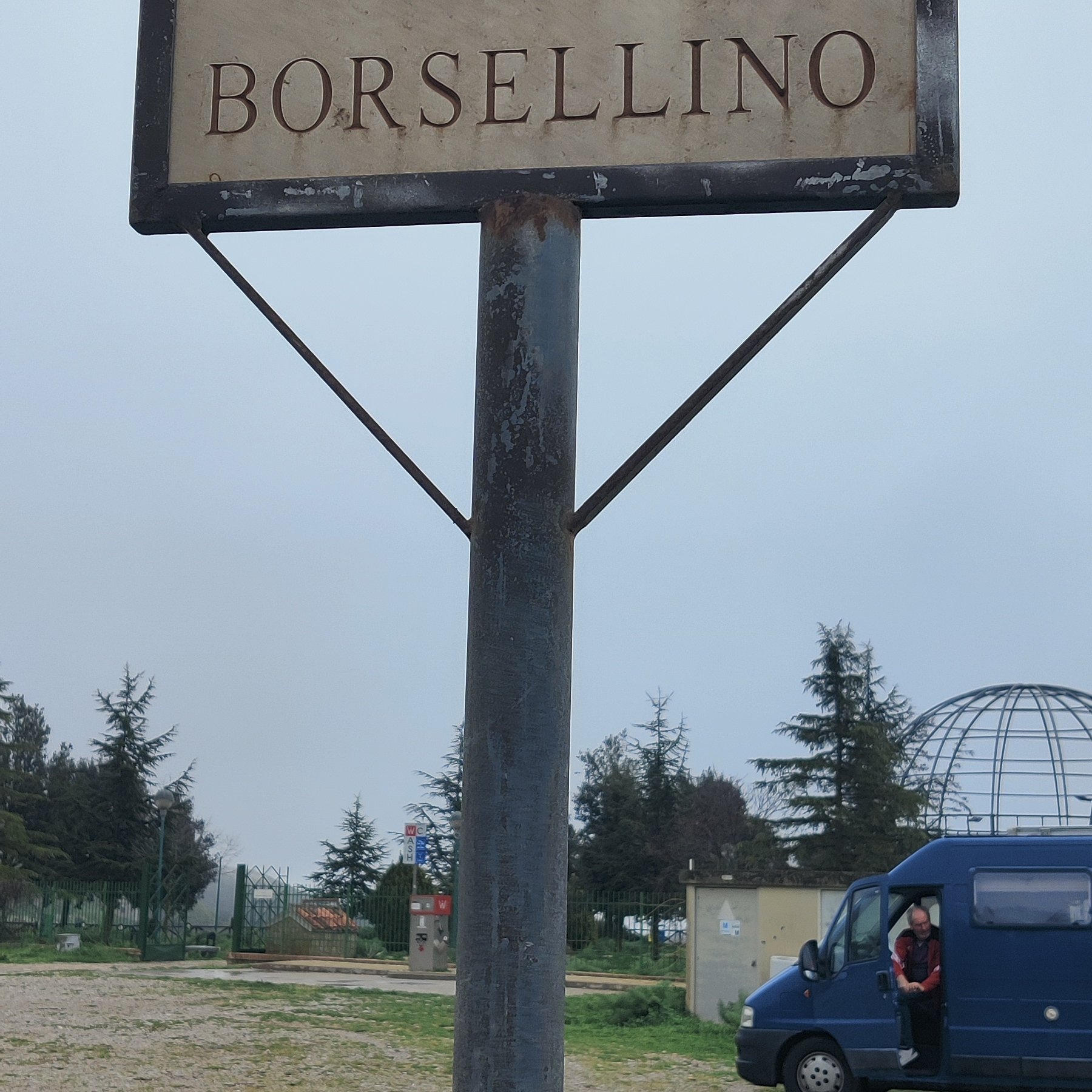Piazza Falcone Borsellino — Aire camping car in Polizzi Generosa