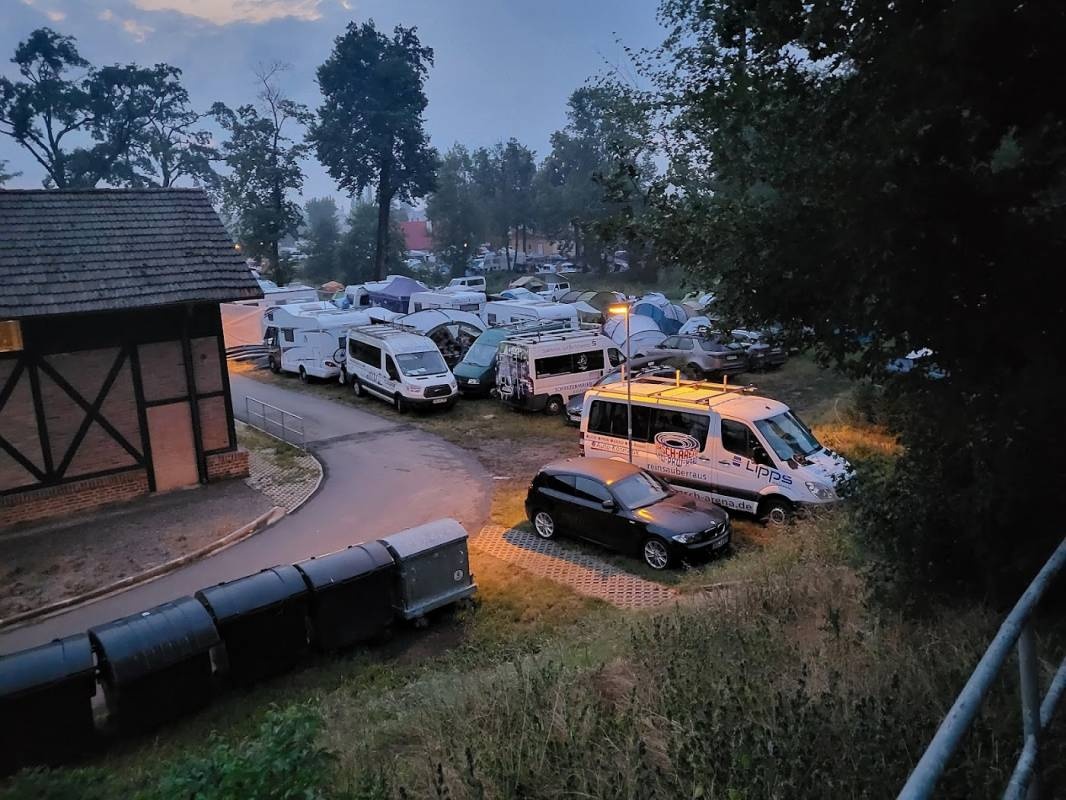 Kemp Klubu kanoistiky Roudnice nad Labem — Campingplats in Vědomice