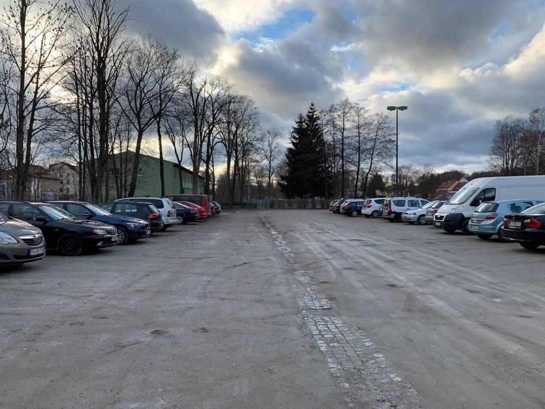 Parkplatz Herrmannstr. — Bobilplass in Bischofswerda