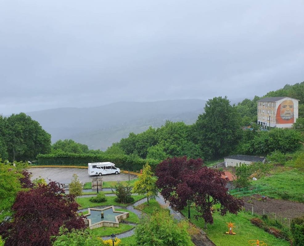 Stellplatz Castro Caldelas — Stellplatz in Castro Caldelas