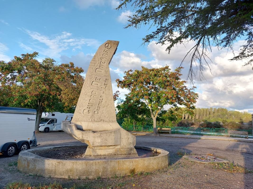 Stellplatz Dueñas — Karavan Sitesi in  Dueñas