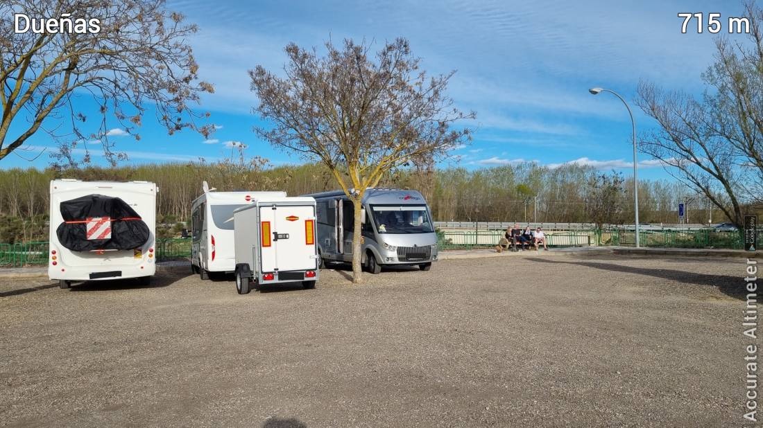 Stellplatz Dueñas — Area di sosta in  Dueñas