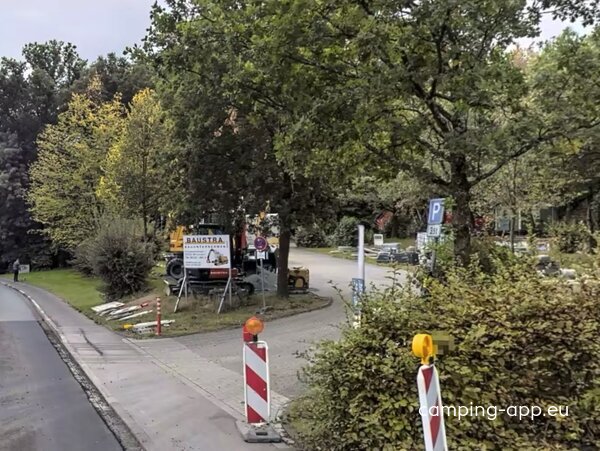 Übernachtungsparkplatz Vor dem Stadion Betzdorf — Foto 2