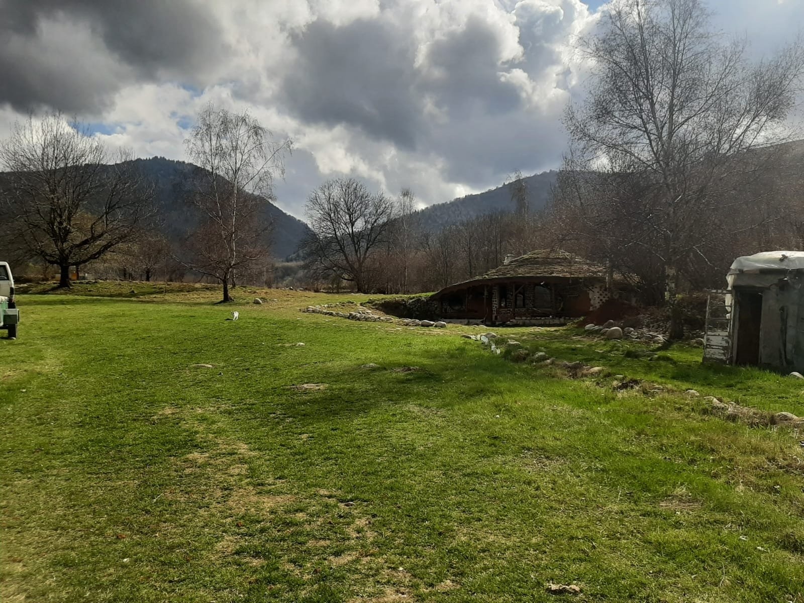 Ograda de pe Lunca — Camping in Sălașu de Sus