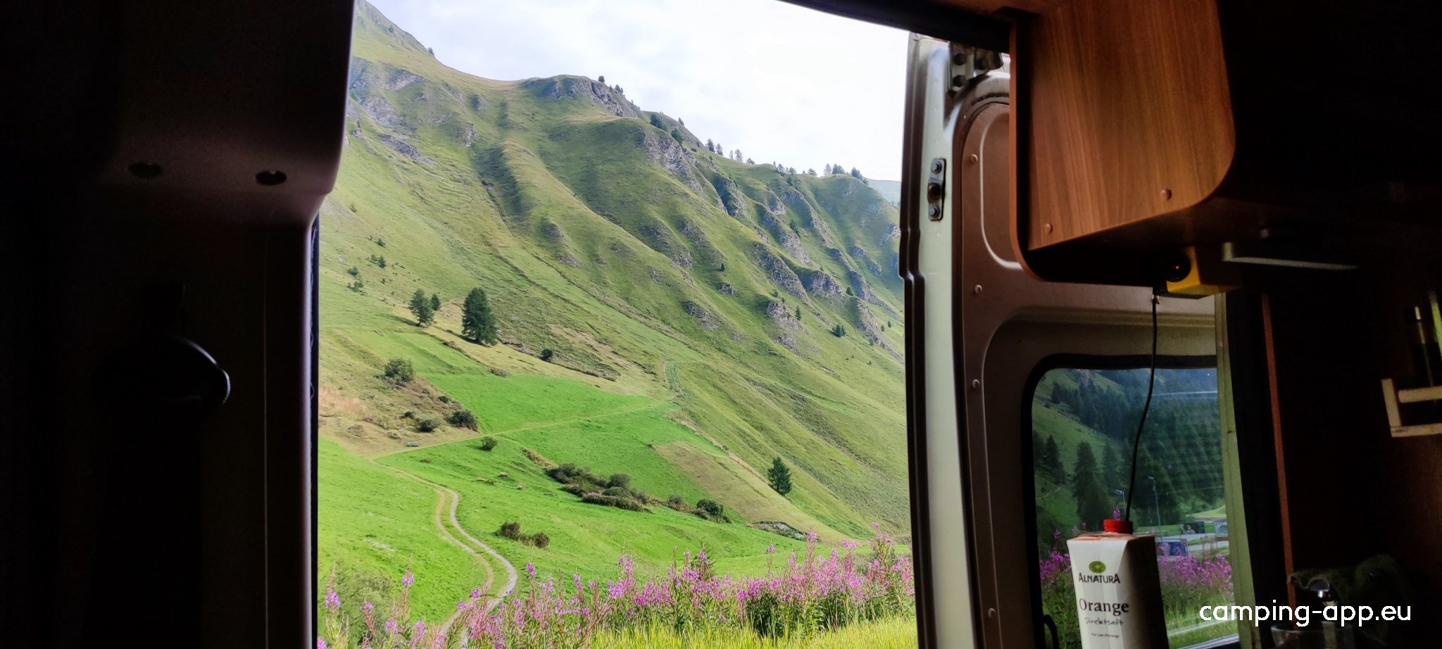 Hermelindis — Sp. parking dla kamperów in Samnaun Dorf
