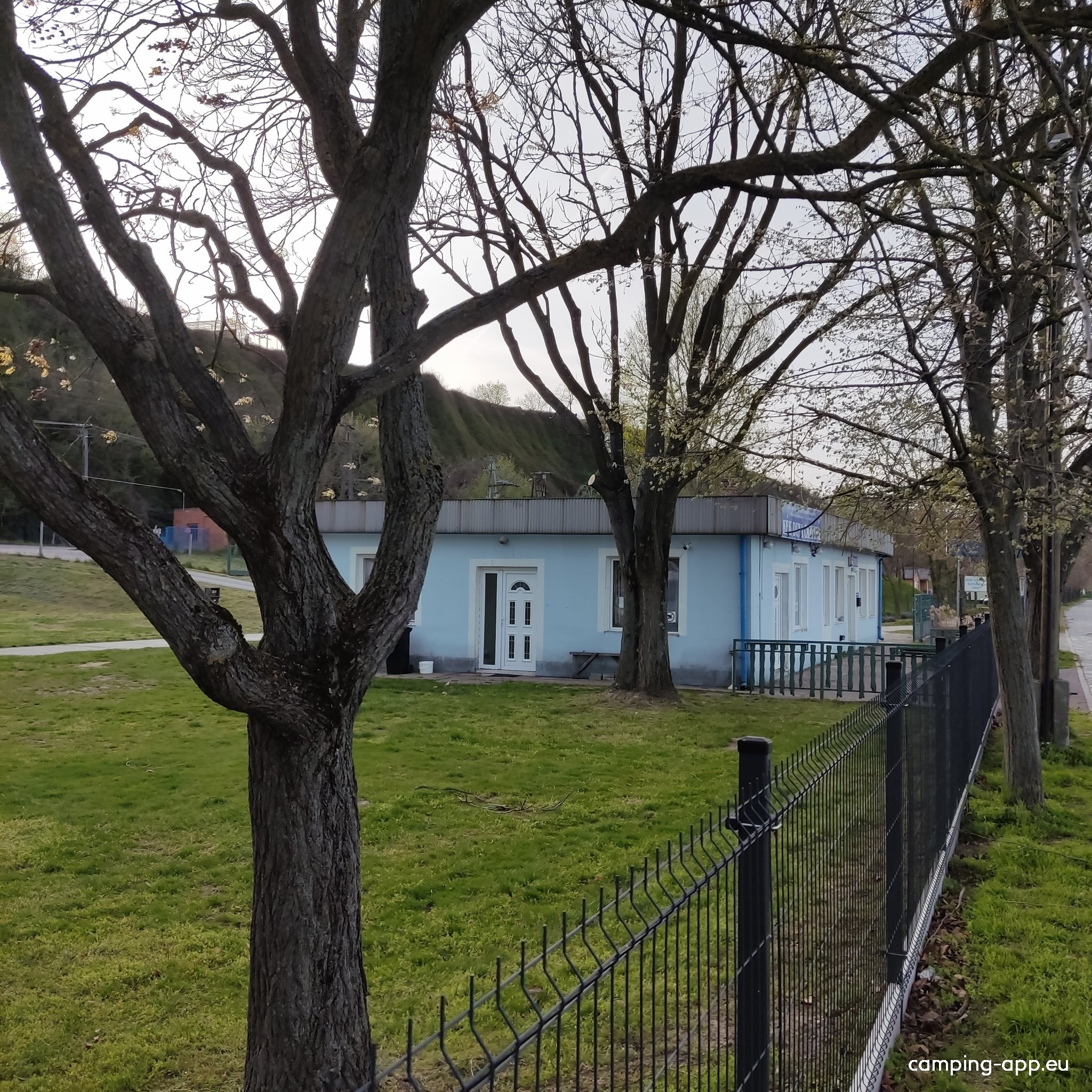 Kék Duna Kemping — Kamp yeri in Dunaföldvár