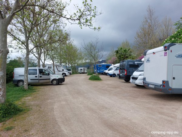 Kostenloser Stellplatz am Ortsrand von La Iruela. — Photo 4