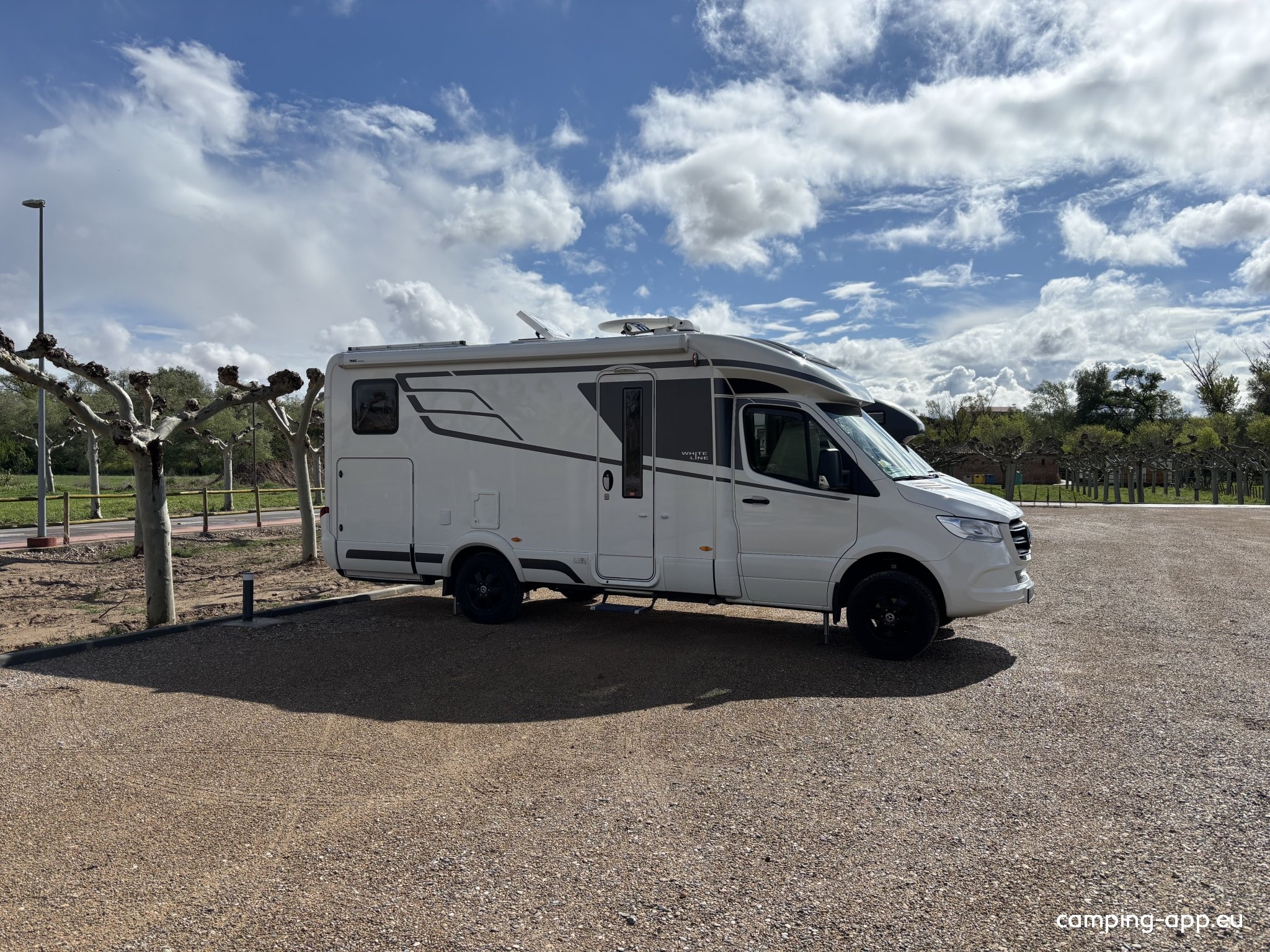 Parking Autocaravanas Azagra — Campervan Site in Azagra