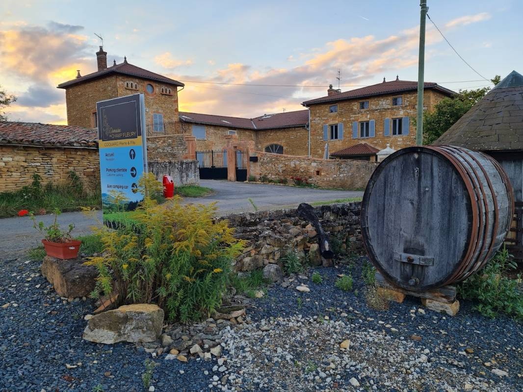Earl Coquard Pierre Et Fils - Domaine de Champ Fleury, Anse, Frankrike — Winery in Marcy