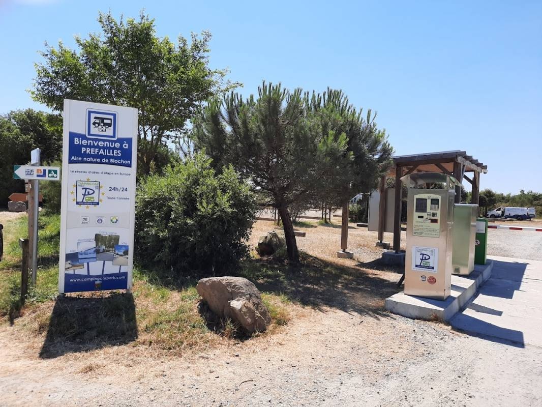 Stellplatz CampingCarPark Prefailles — Area di sosta in Préfailles