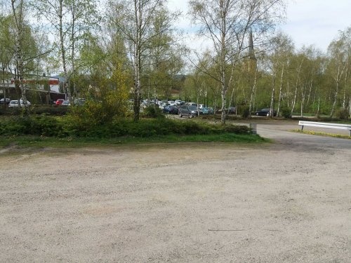 Übernachtungsparkplatz an der Panorama Sauna Grafschaft-Holzweiler — Стоянка з ночівлею in Grafschaft-Holzweiler