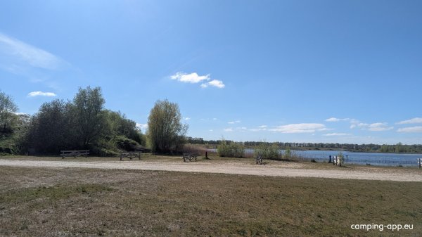 Camperplaats en activiteitenveld De Stronk — Photo 5