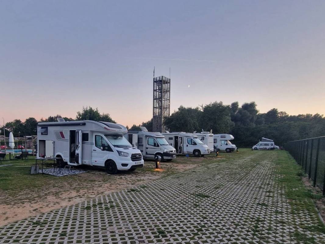 Dwaze Herder — Camperplads in Maastricht