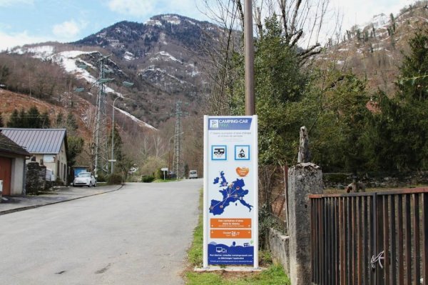 Camping Car Park Laruns, Le Bourg — Foto 3