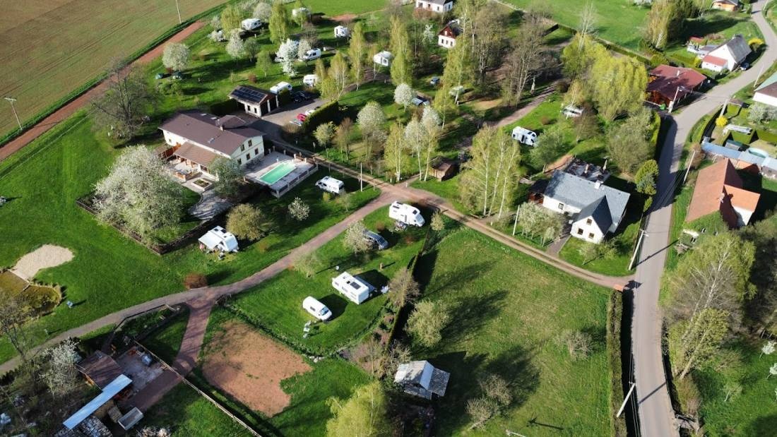Campingplatz Bozanov — Campingplass in Božanov