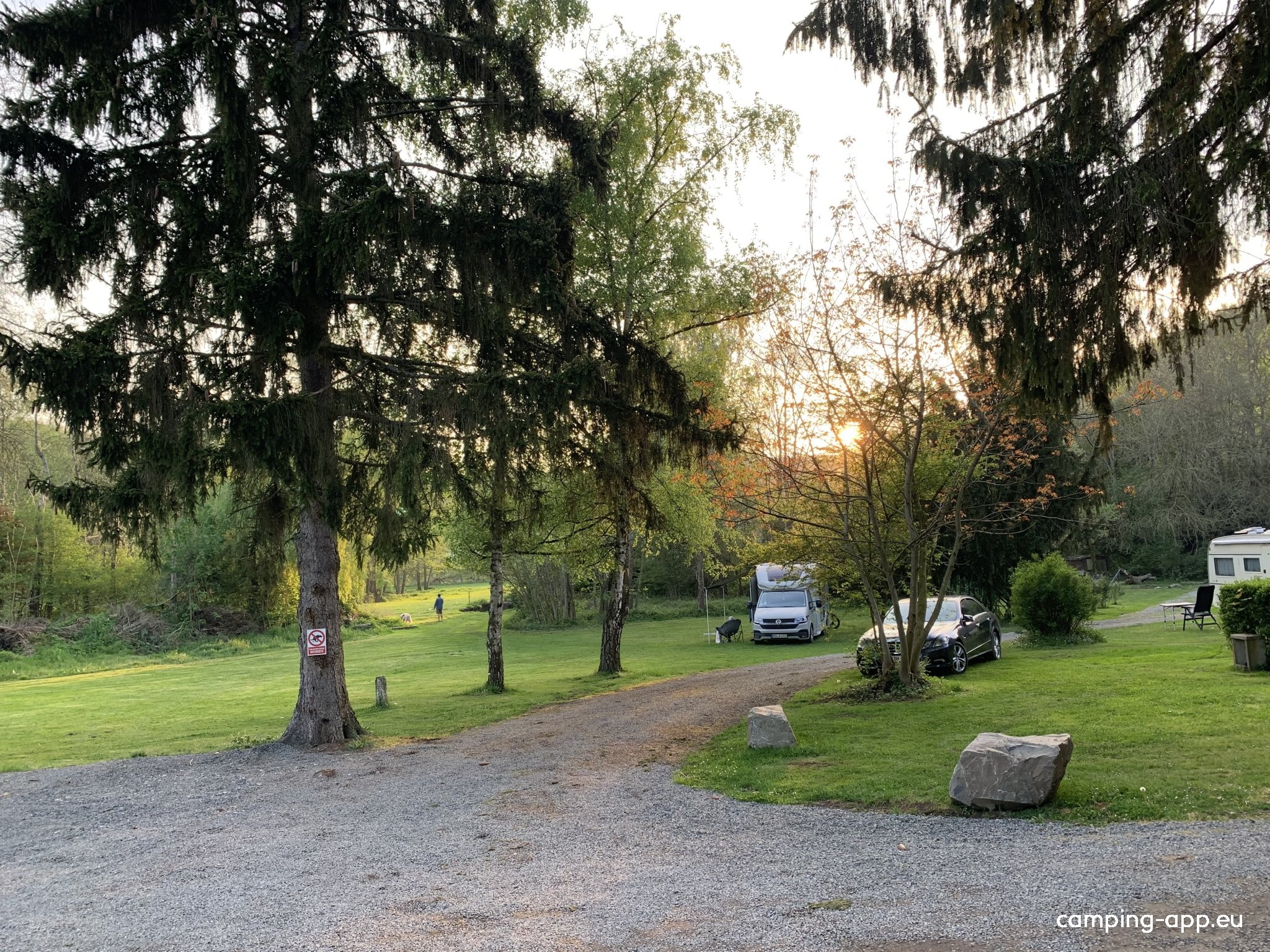 Camping Les Arpents Verts — Campingplass in Yvoir