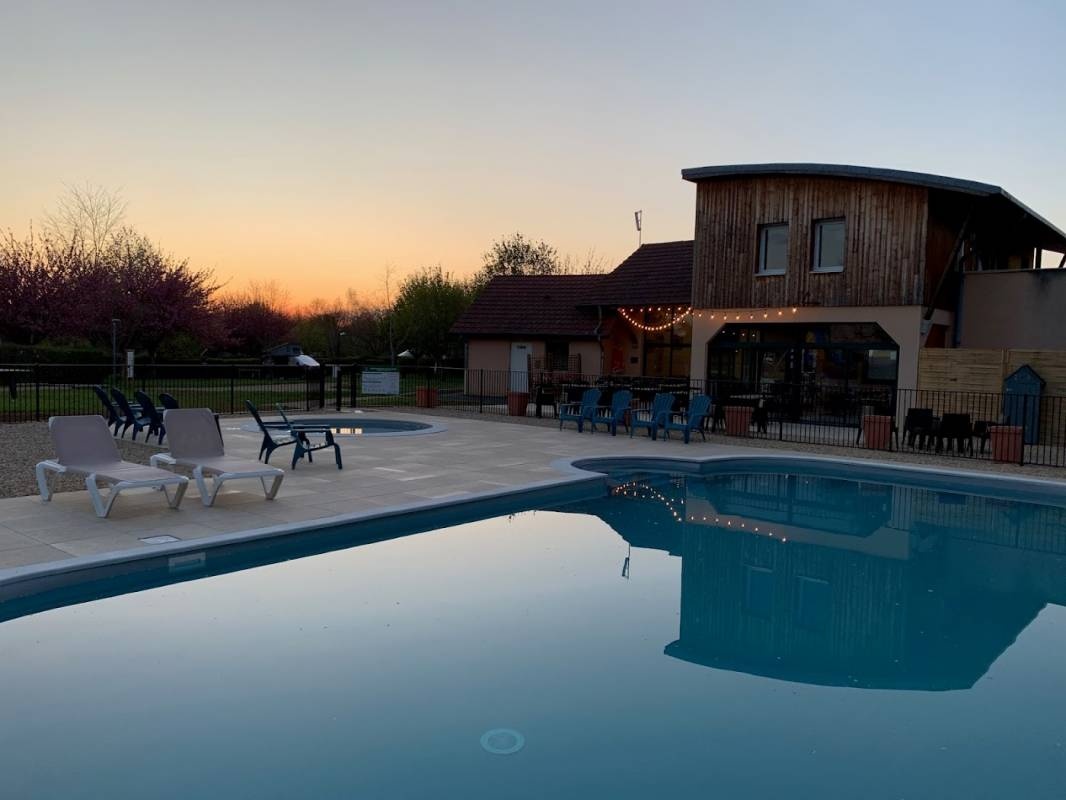 le hameau des champs — Campingplatz in Cormatin