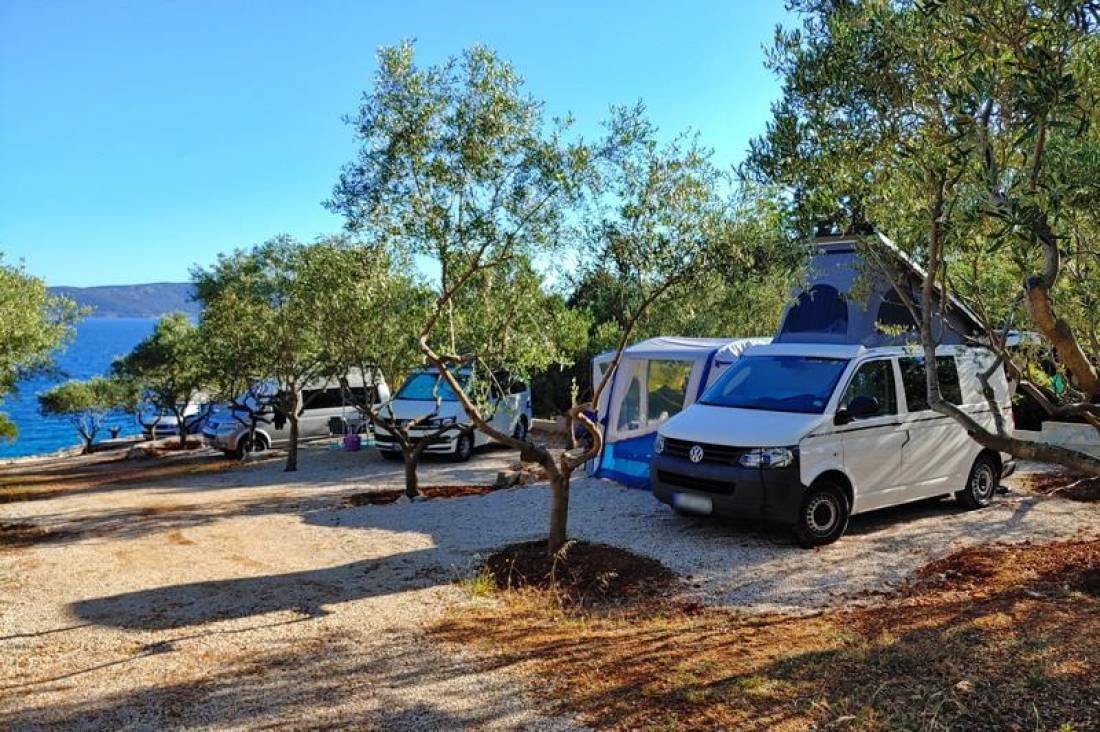 Camping Punta Jerta — Campingplatz in Pinezići