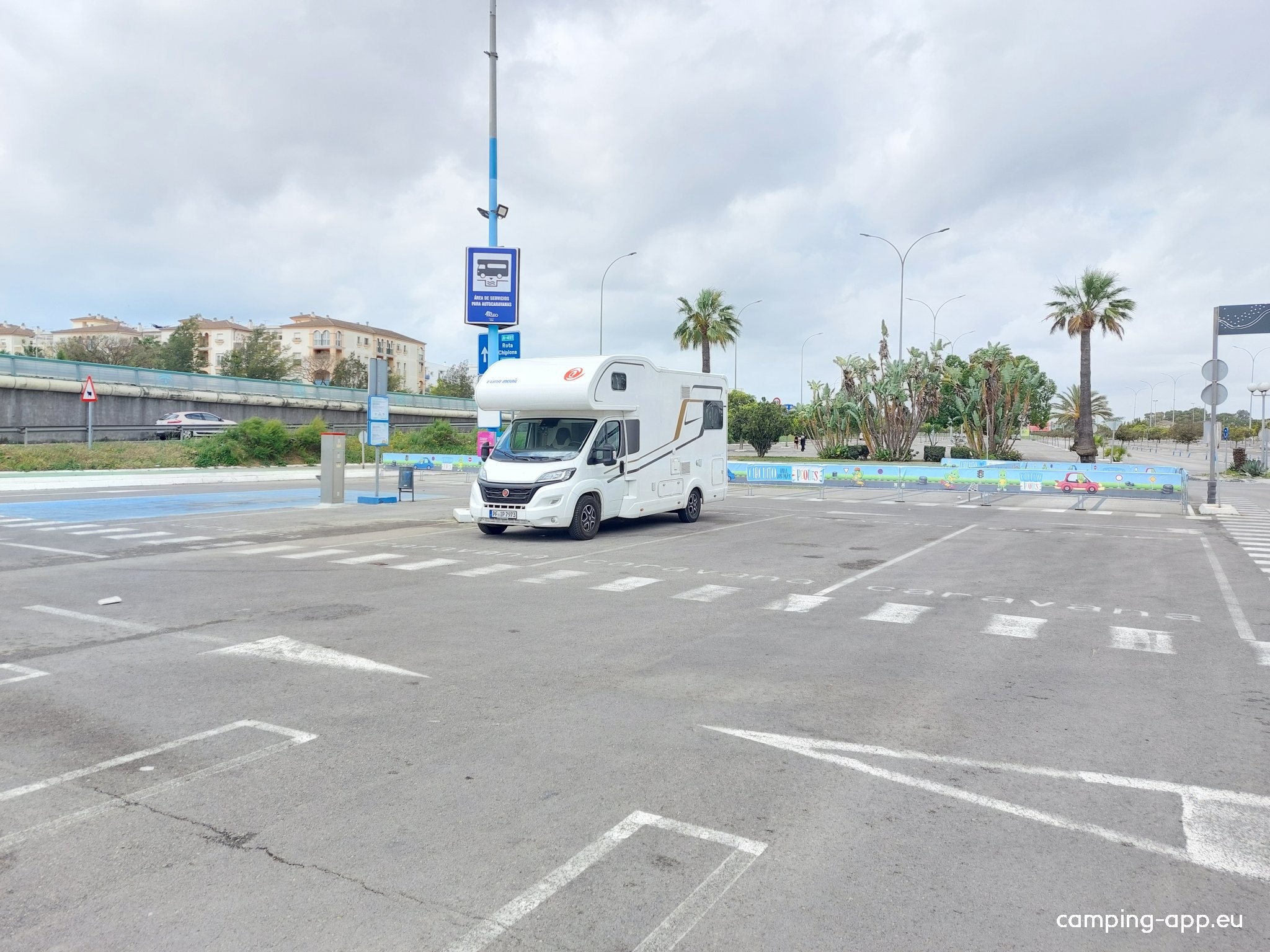 Parkplatz Carrefour — Bobilplass in El Puerto de Santa María