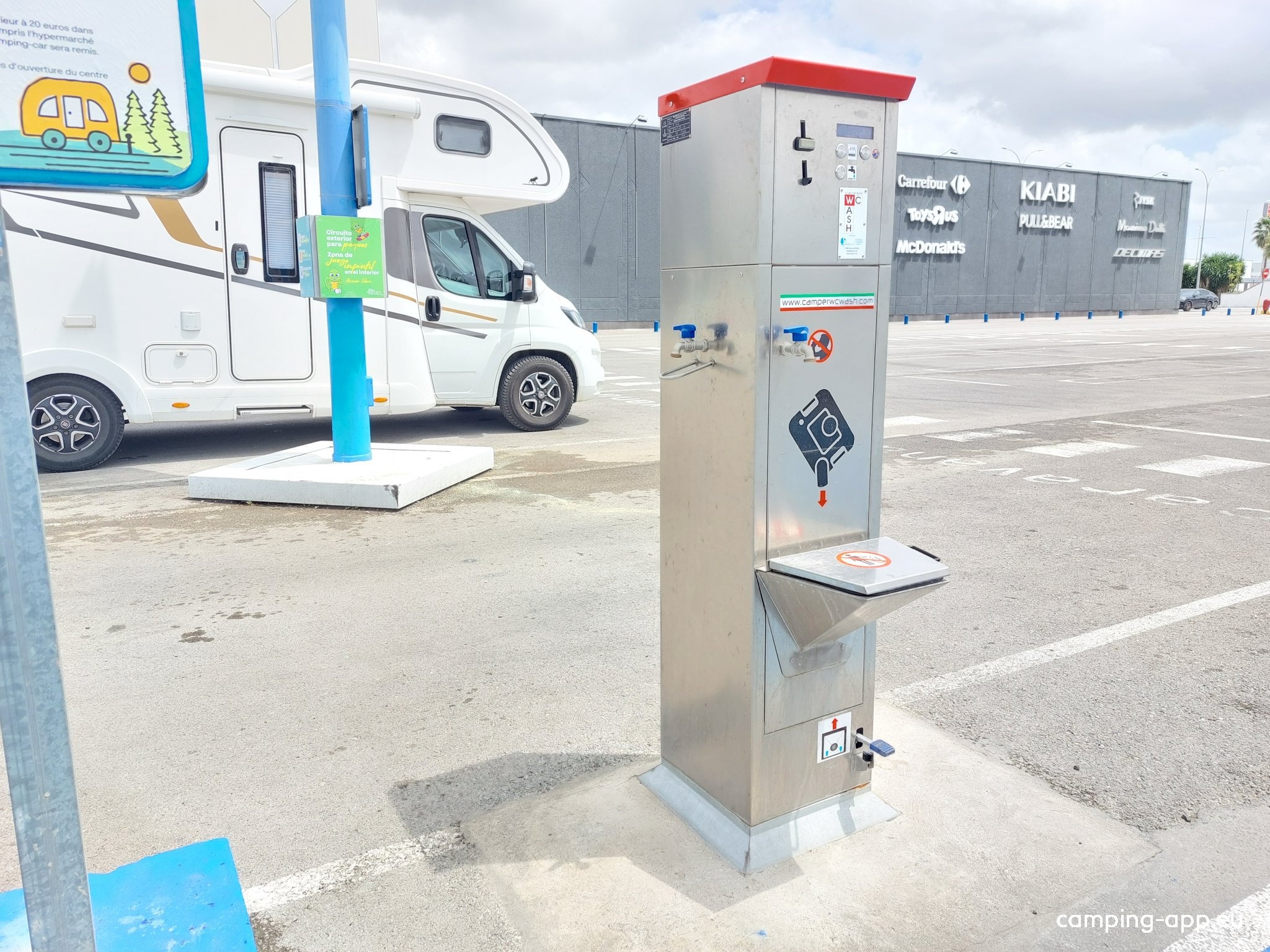 Parkplatz Carrefour — Stellplatz in El Puerto de Santa María