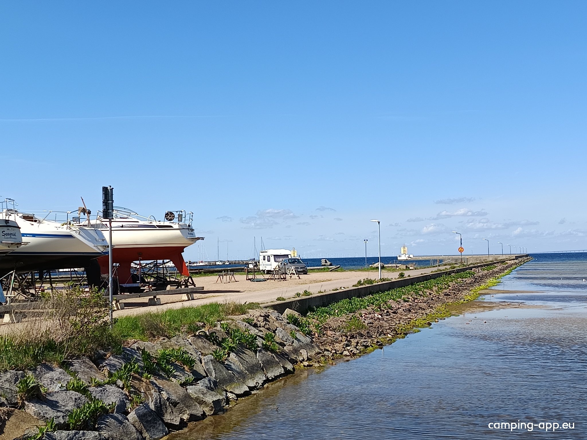 Falsterbokanalen husbilparkering — Campervan Site in Höllviken