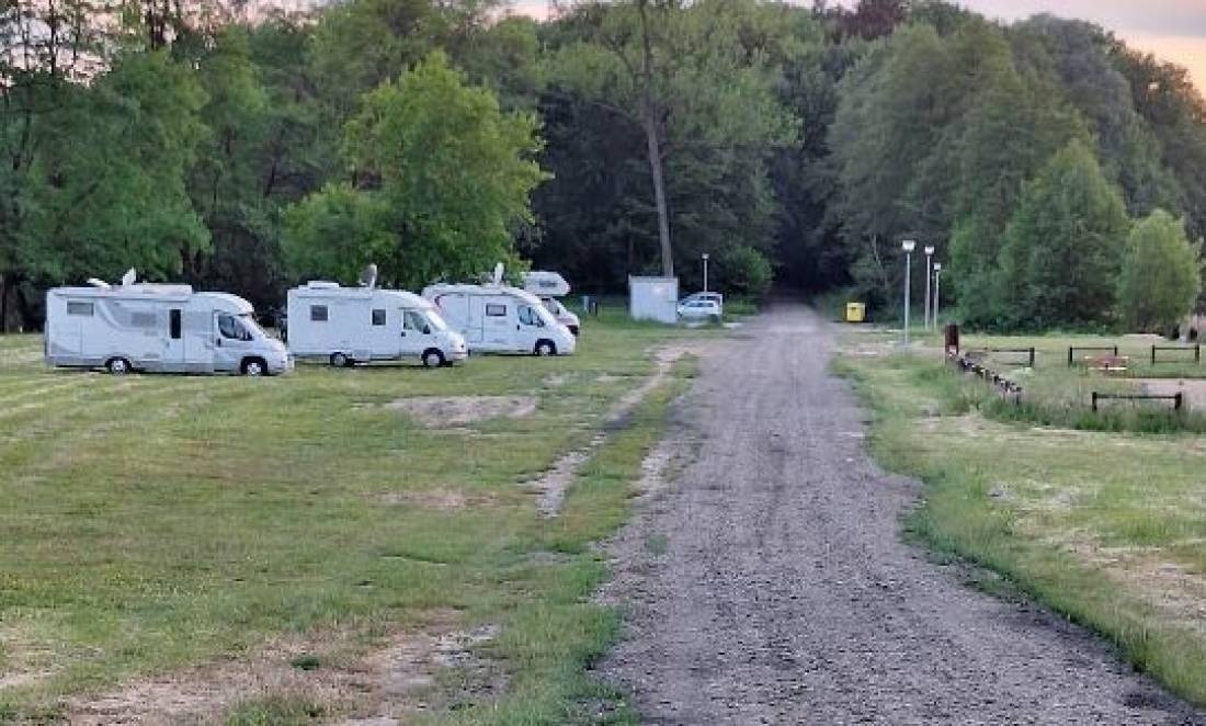 Camping Strączno — Campingplass in Halbinsel Strączno