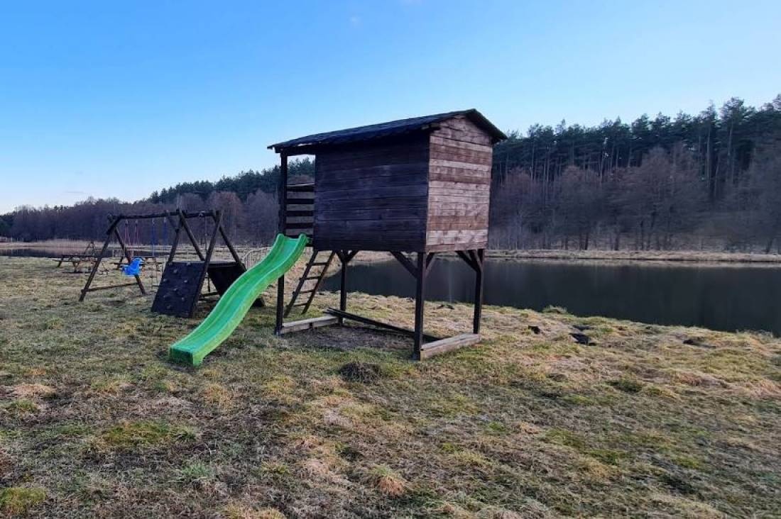 Pole Namiotowe Biwakowe Wypożyczalnia Kajaków — Campingplass in Lędyczek