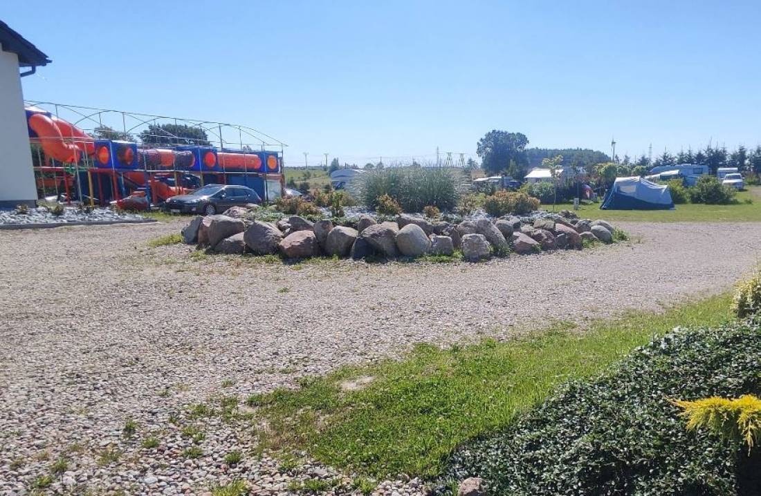 Kemping Ustronie — Kamp yeri in Ustronie Morskie